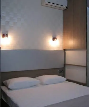 Elegant 3*